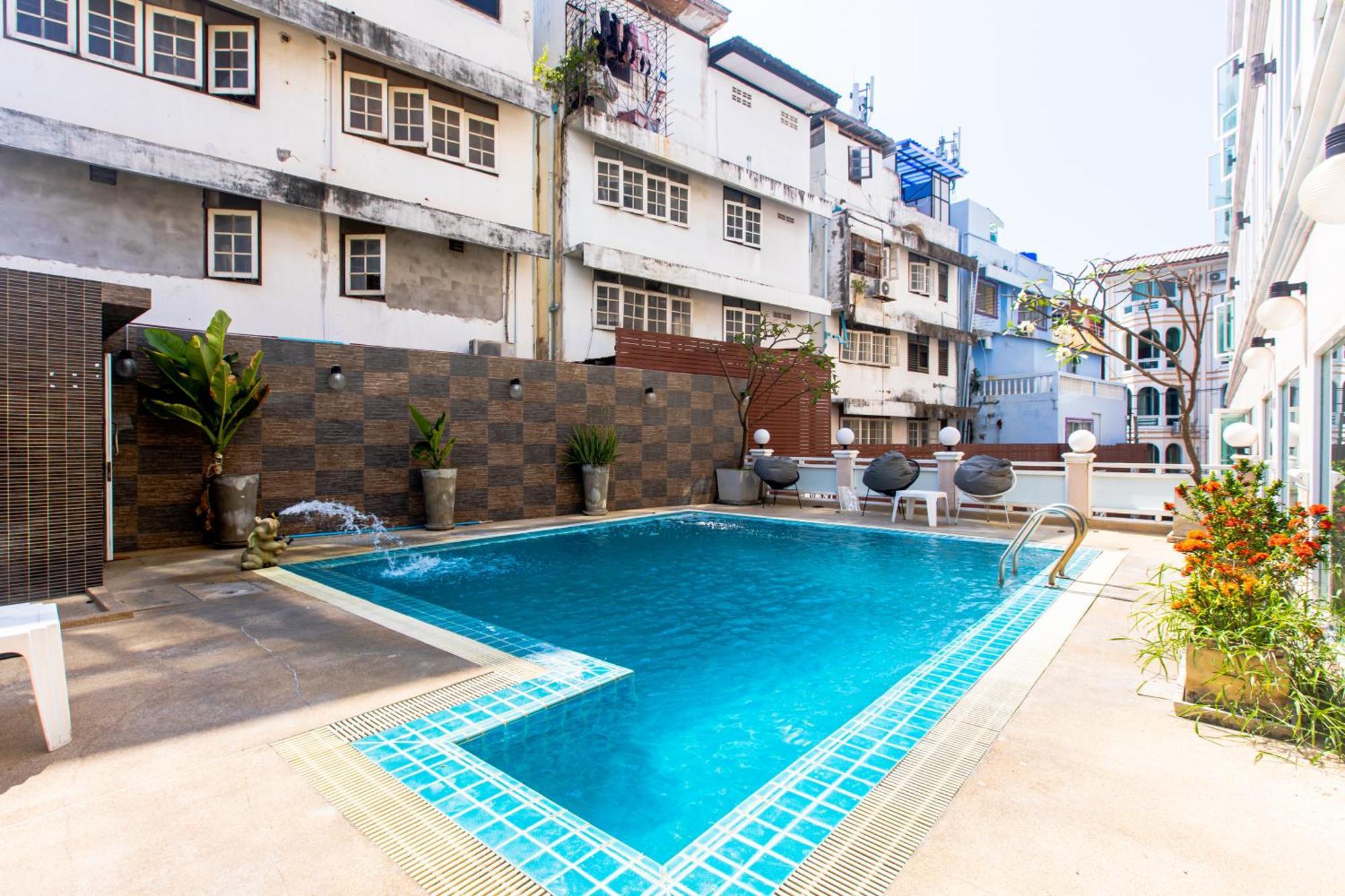 Sun Sky Resort Near Beach Jomtien Beach Buitenkant foto